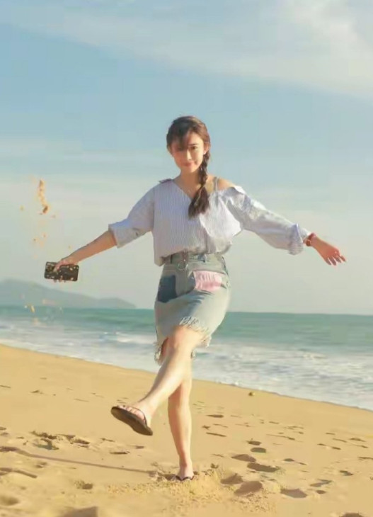 孟子义早期写真曝光！好清纯的美，原生态颜值太能打了。​​​