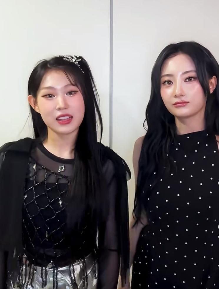 小沈阳女儿和韩国爱豆同框，感觉这差距没想象中那么大啊。右边韩国女生更精致，但猪