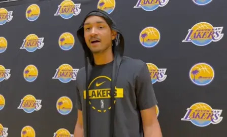 湖人球员科比·巴夫金今日谈他名字为啥有“科比”：“科比·布莱恩特显然是我最喜欢的