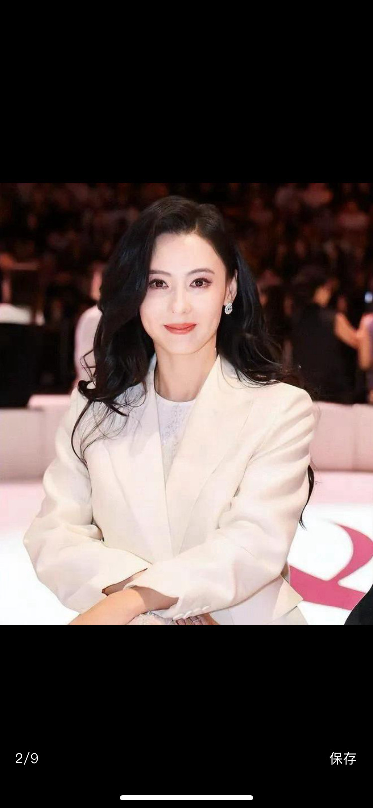 王菲和张柏芝究竟谁才算人生赢家，坊间吵了近二十年也没个定论，谢贤的态度却早已经摆得清清楚楚。老人家公