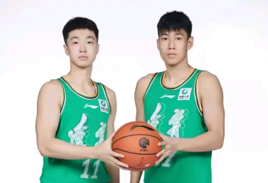 张峻豪你准备好了吗？辽宁队的张峻豪是一名天赋十足的一号位球员，是赵
