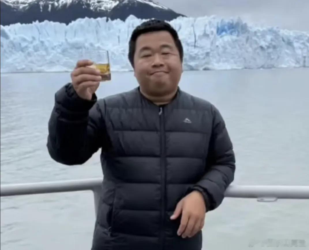 蓝战非称被绑架因为你们太小看人性之恶了，在中国，安全的是中国土壤下的中国人，而远