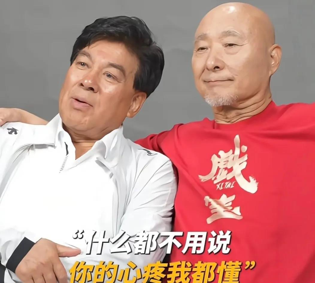 主持人问朱时茂：“陈佩斯的电影赔钱咋办？”朱时茂一句话，说得陈佩斯泪流满