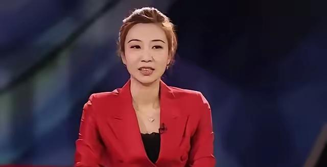 如今，天字一号已被熟知的大众球迷更名为李天一，确实有才！按照解说嘉宾李颖的说法