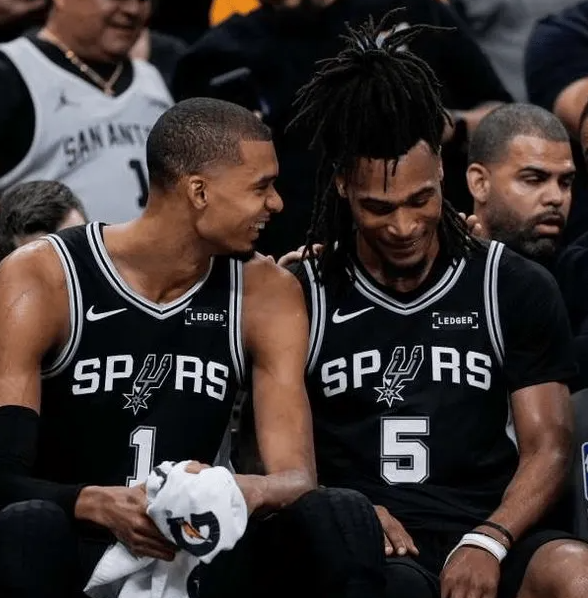 据美记EvanSidery报道，NBA总决赛中最强的三人阵容组合：维克托-文