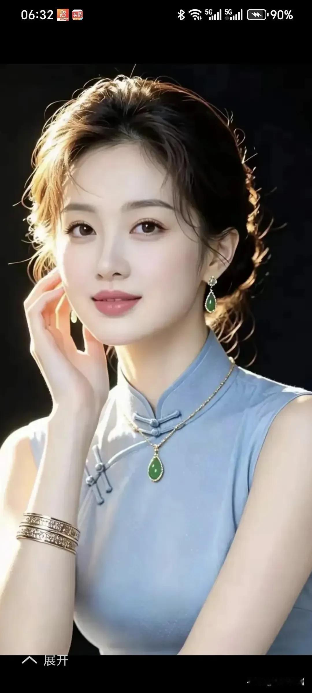 柔光漫过发梢，旗袍勾勒温婉风骨，玉饰点缀眉眼之间，一颦一笑，皆是刻在骨子里的东方