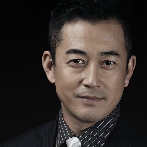 情路曲折！王志飞为小16岁张歆艺执意离婚，兜兜转转最后娶了小15岁的张定涵✨