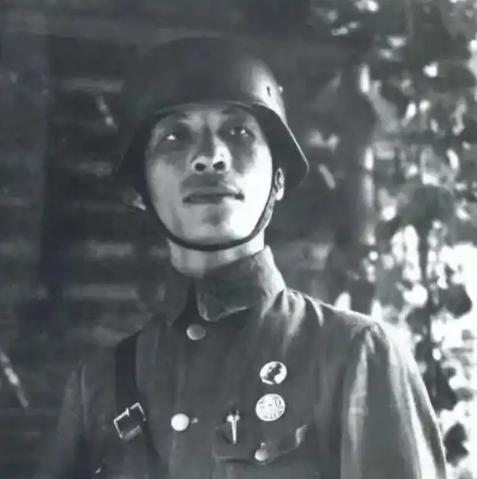 1949年，谢晋元的遗孀向陈毅要了一个房子，陈毅就把吴淞路466号送给她，几天后