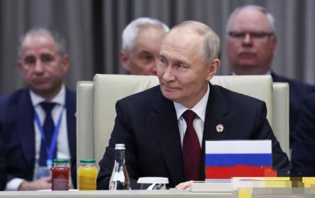 12月2日，俄罗斯财政部正式宣布，开始接受对本国首次发行的、以人民币计价的主权债