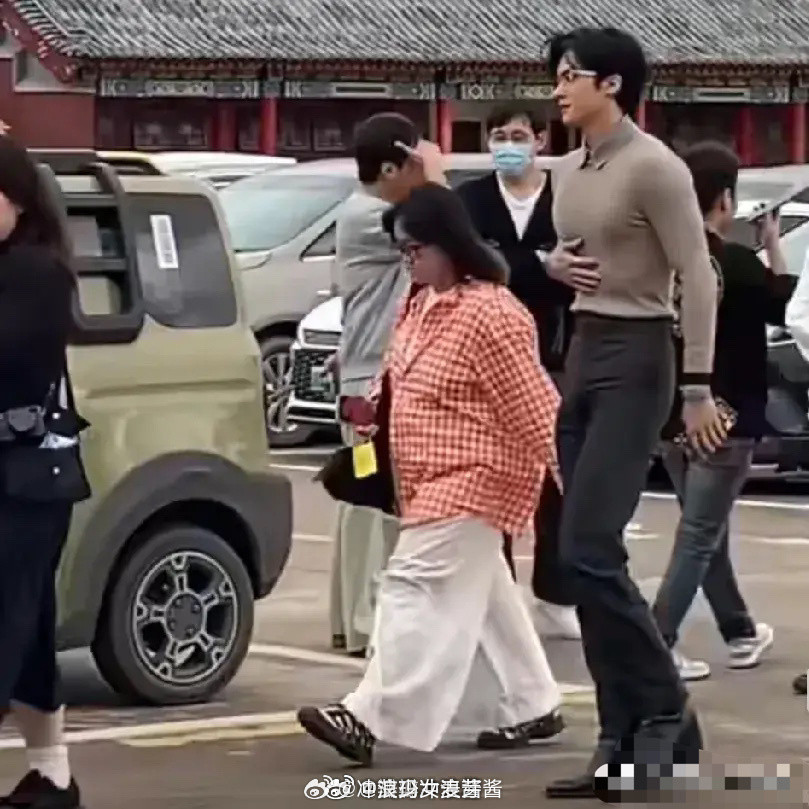 服了！这是郭敬明选的男主角。。​​​
