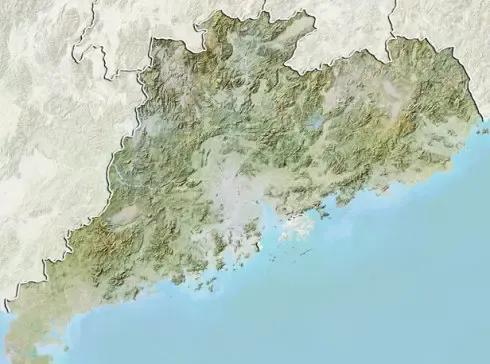 广东省面积为17.98万平方公里，主要地形是山地为主，山地大约占广东情况65%。