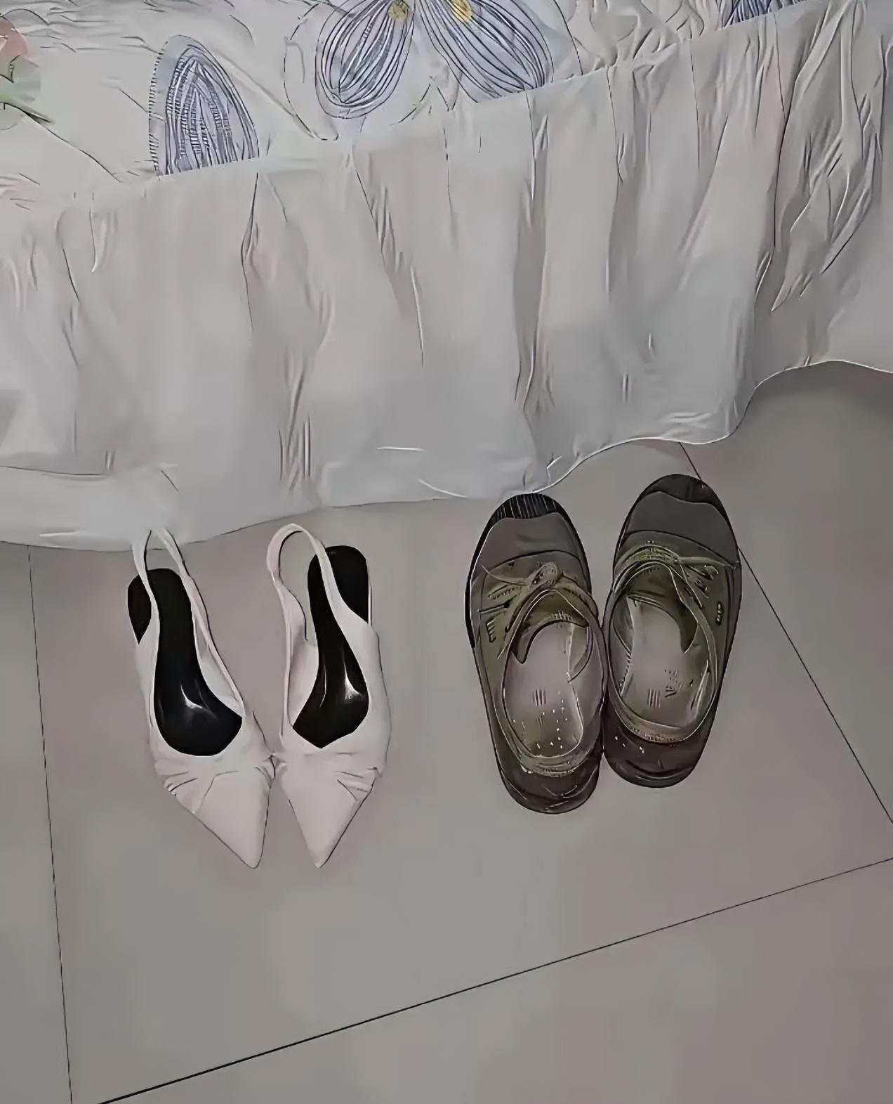 看到这两双鞋，你们悟到了什么？​​​