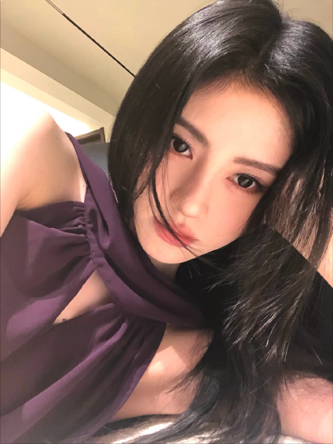 鞠婧祎跳了恋爱的条件手势舞鞠婧祎近照自拍好绝一张脸