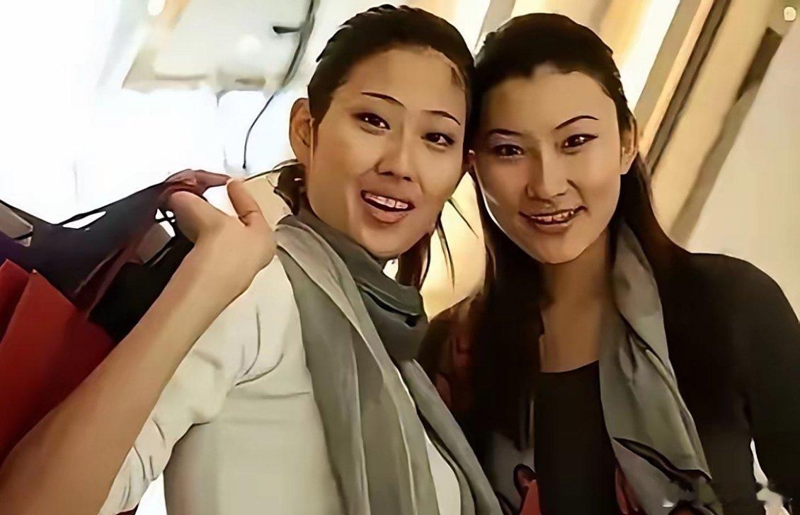 2003年，伏明霞和香港前财政司司长梁锦松的大女儿梁司渝诞生，不过她的童年和普通