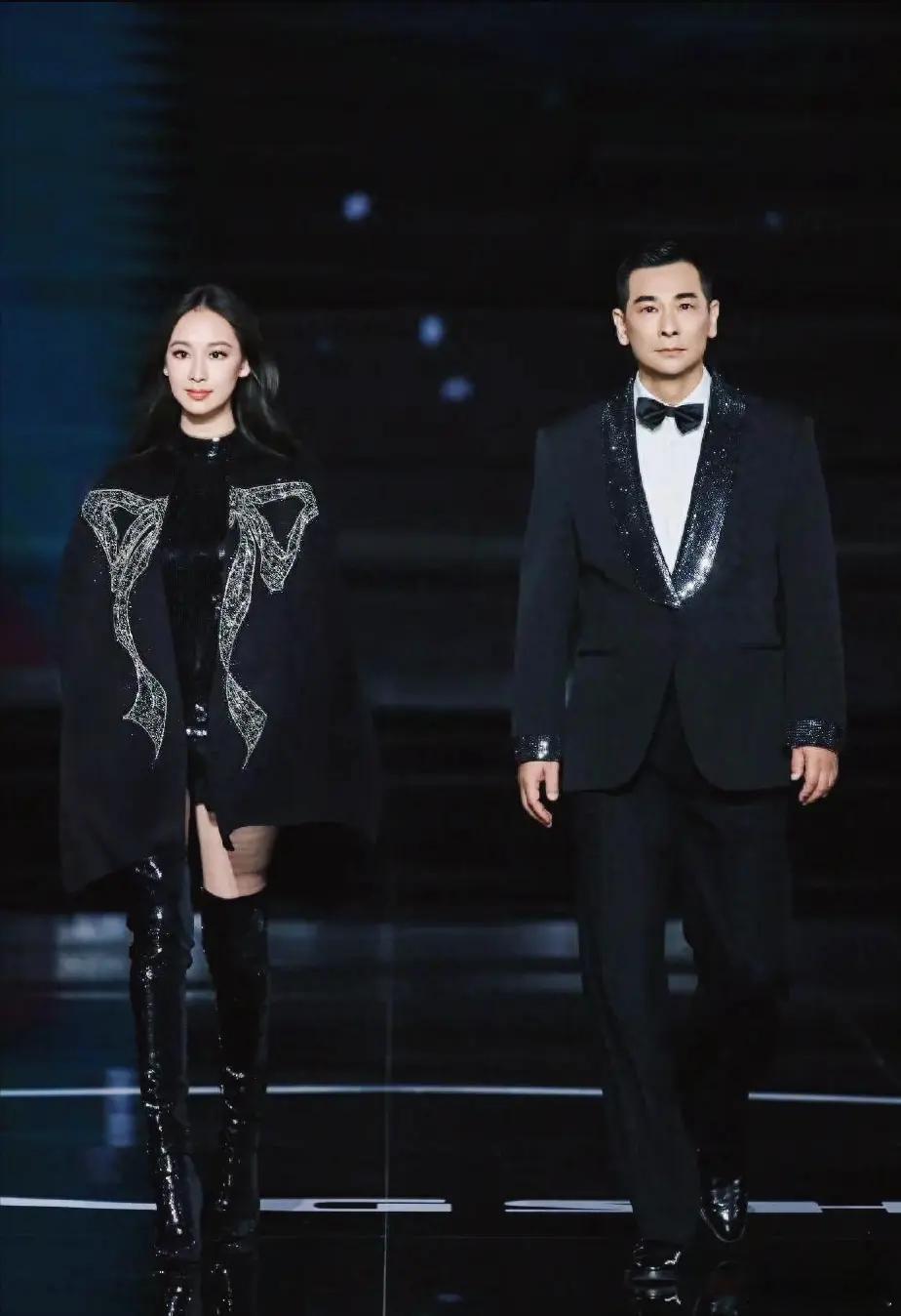 赵文卓女儿登场，全场尖叫！她的颜值到底有多惊艳？​​​