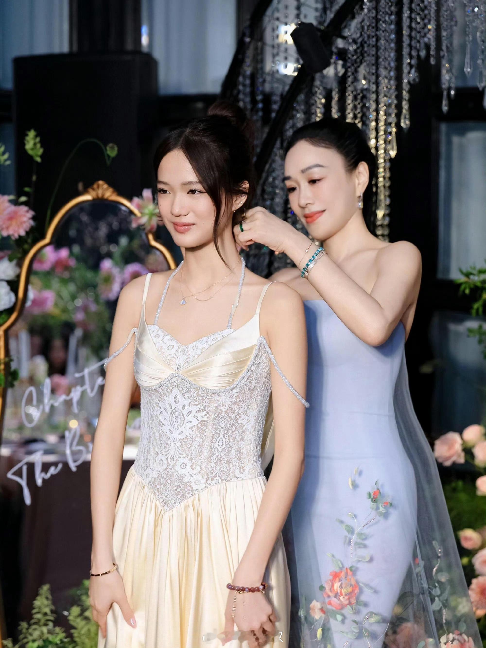 钟丽缇女儿Jaden18岁了，别人的18岁安安静静长大，星二代的成年全程直播。瘦