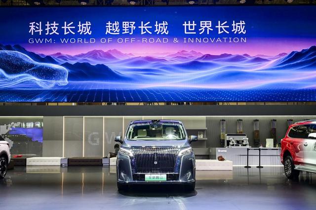 国人都偏爱“大一号”的MPV?这四款豪华大车谁更值得入手?