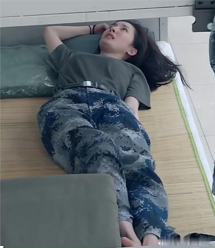 杨幂这个视角的幂幂很绝​​​