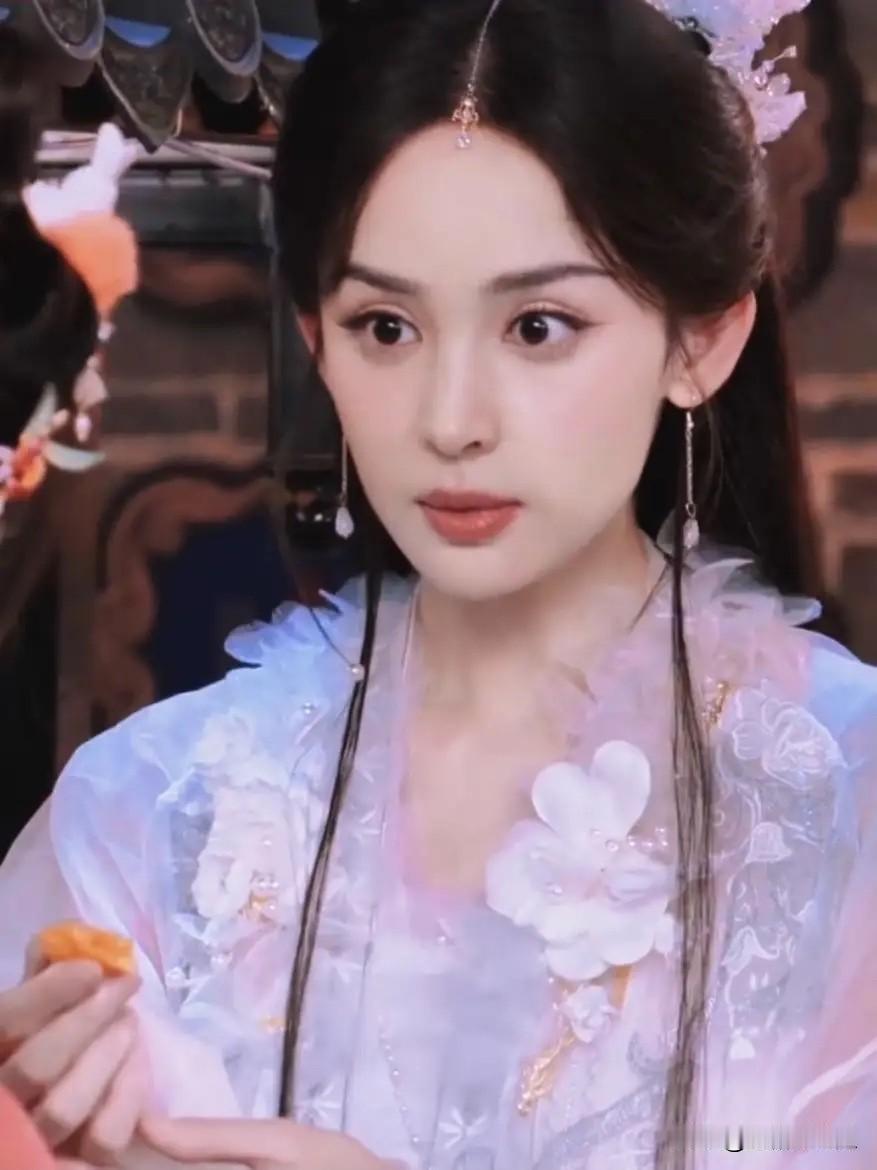一觉醒来被这三个嫦娥惊艳了金秋嫦娥迪丽热巴紫气东来嫦娥刘亦菲温婉细致嫦娥古