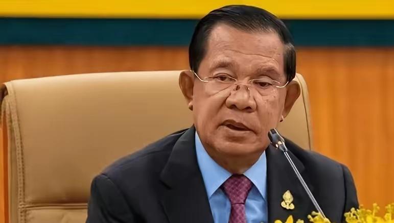 柬埔寨和泰国最近闹起了矛盾，洪森父子开始更亲近美国，而熊猫方面的反应比较平淡。东