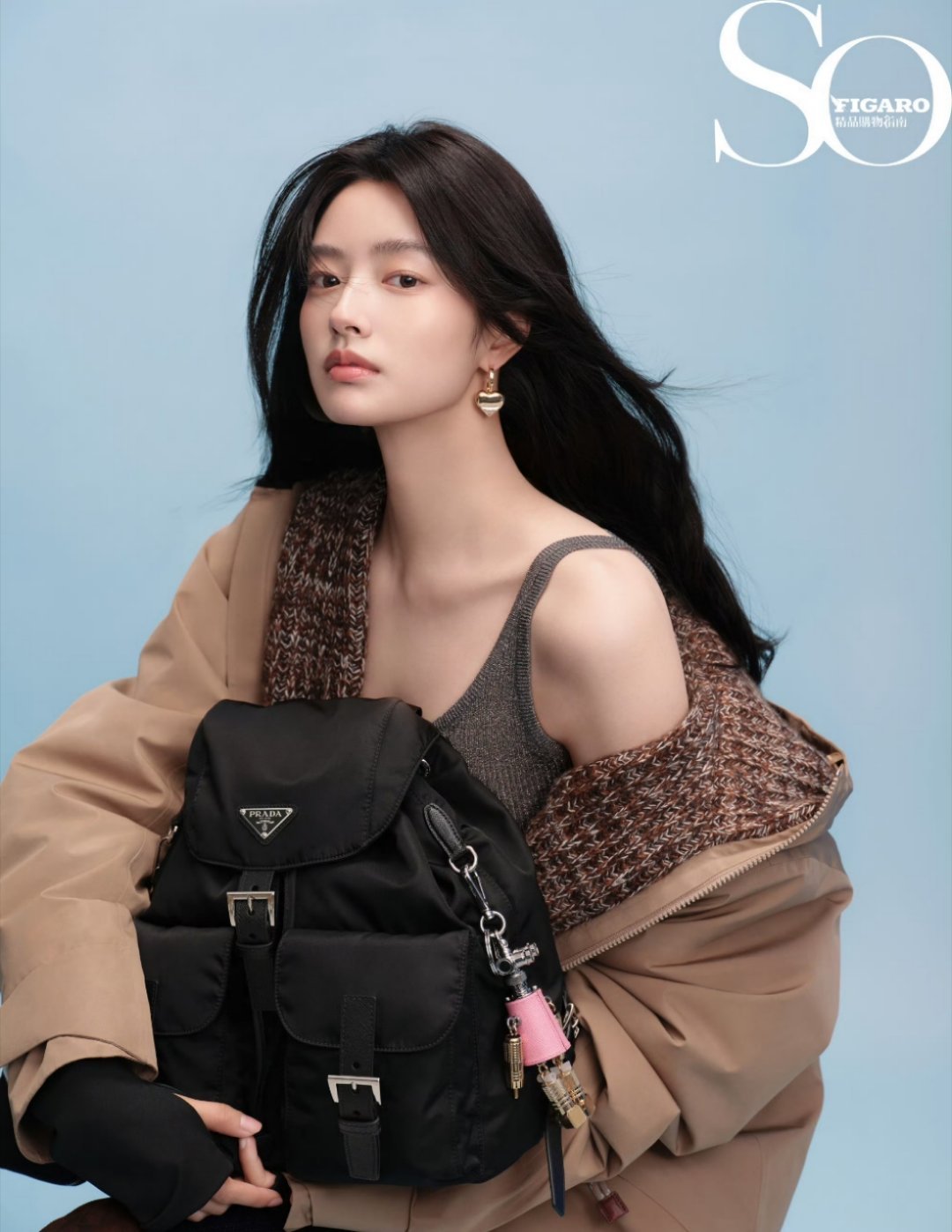 徐若晗请多拍这种杂志，我太喜欢了，可惜第一轮没抢到