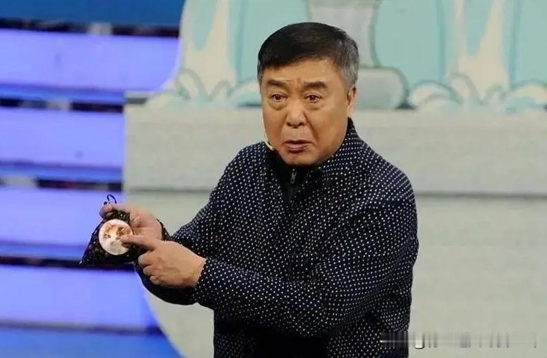 郭德纲最佩服的师叔师胜杰收徒太“任性”：厨师、老板都能拜师，石富宽笑他“收街坊”