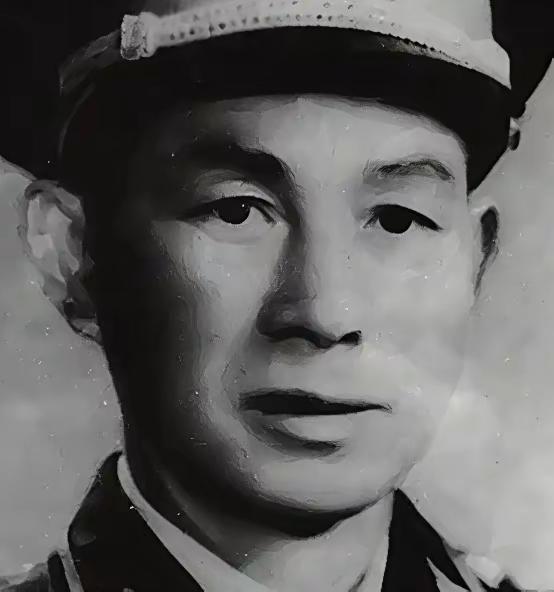 1943年，老红军王雁鸣因婚事没批，赌气离队，刚出门就被日军逮了。上级没处分