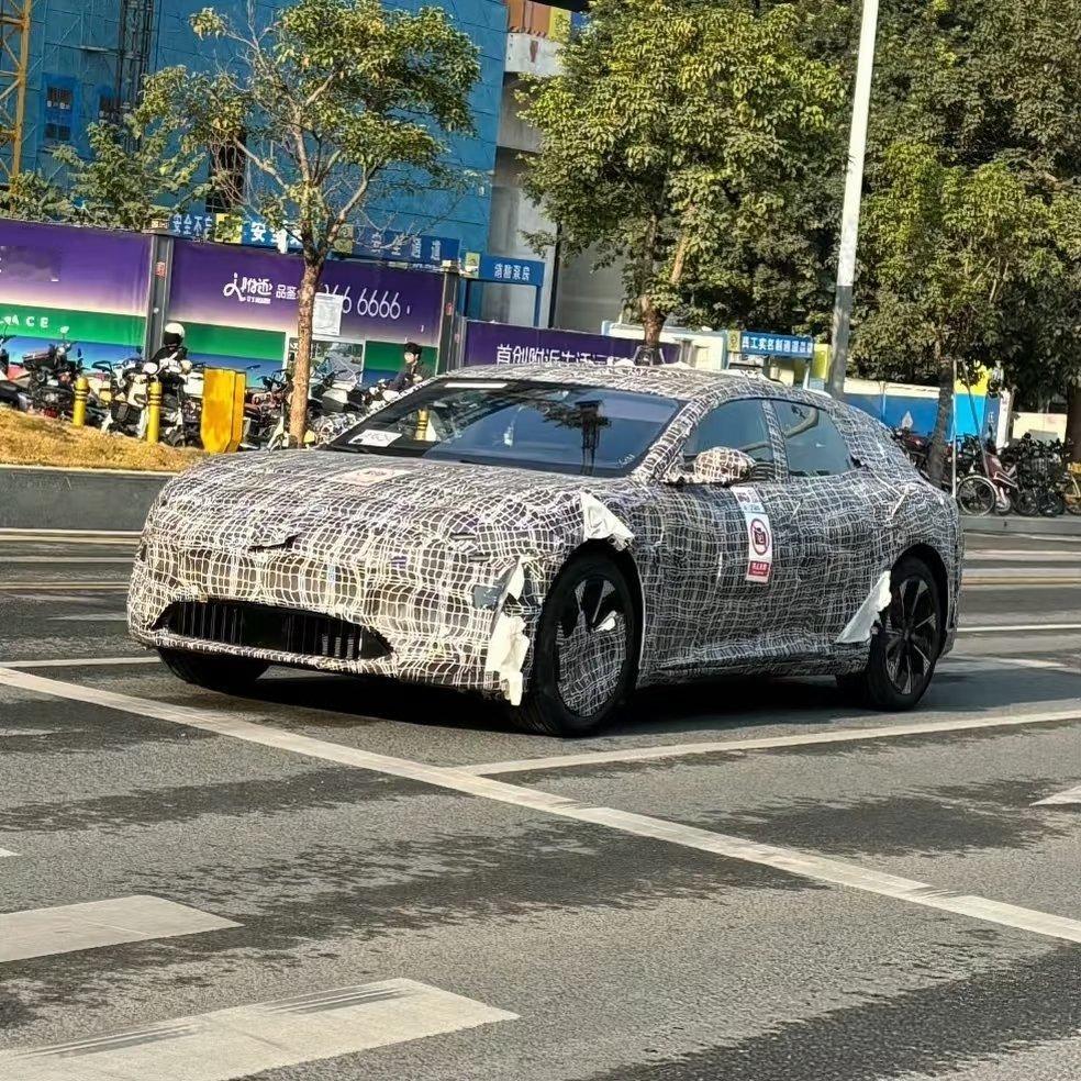 阿维塔06旅行版，后三张只是猜想图。