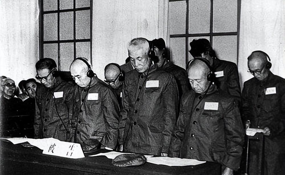 毛主席下令释放所有战犯，审查名单后告诉周总理请他们吃饭，这一幕令人感慨！197