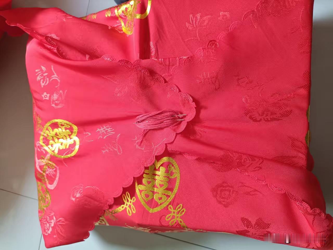 邻居女儿要出嫁了，邻居却一点也高兴不起来，她说，自从女儿大学毕业，考上事业编，工