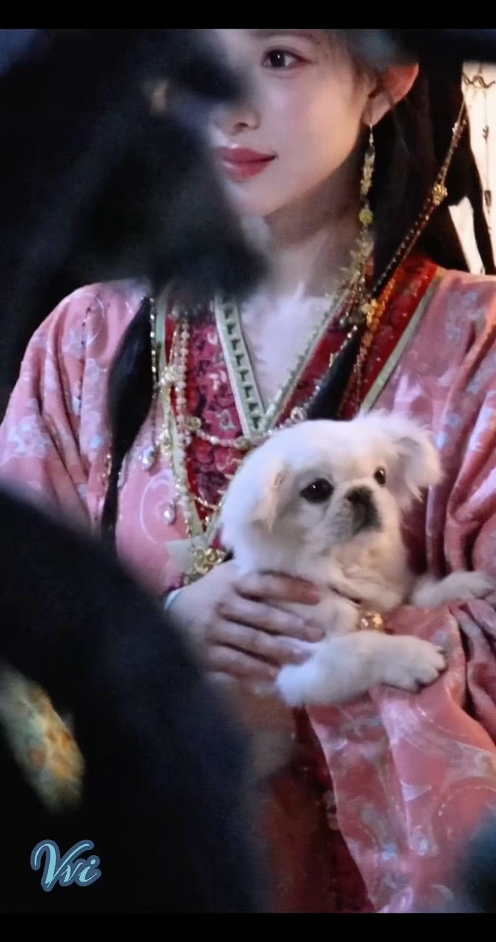 好想捏沈妙的脸颊肉🤏这个孟子义咋如此美萌🥹