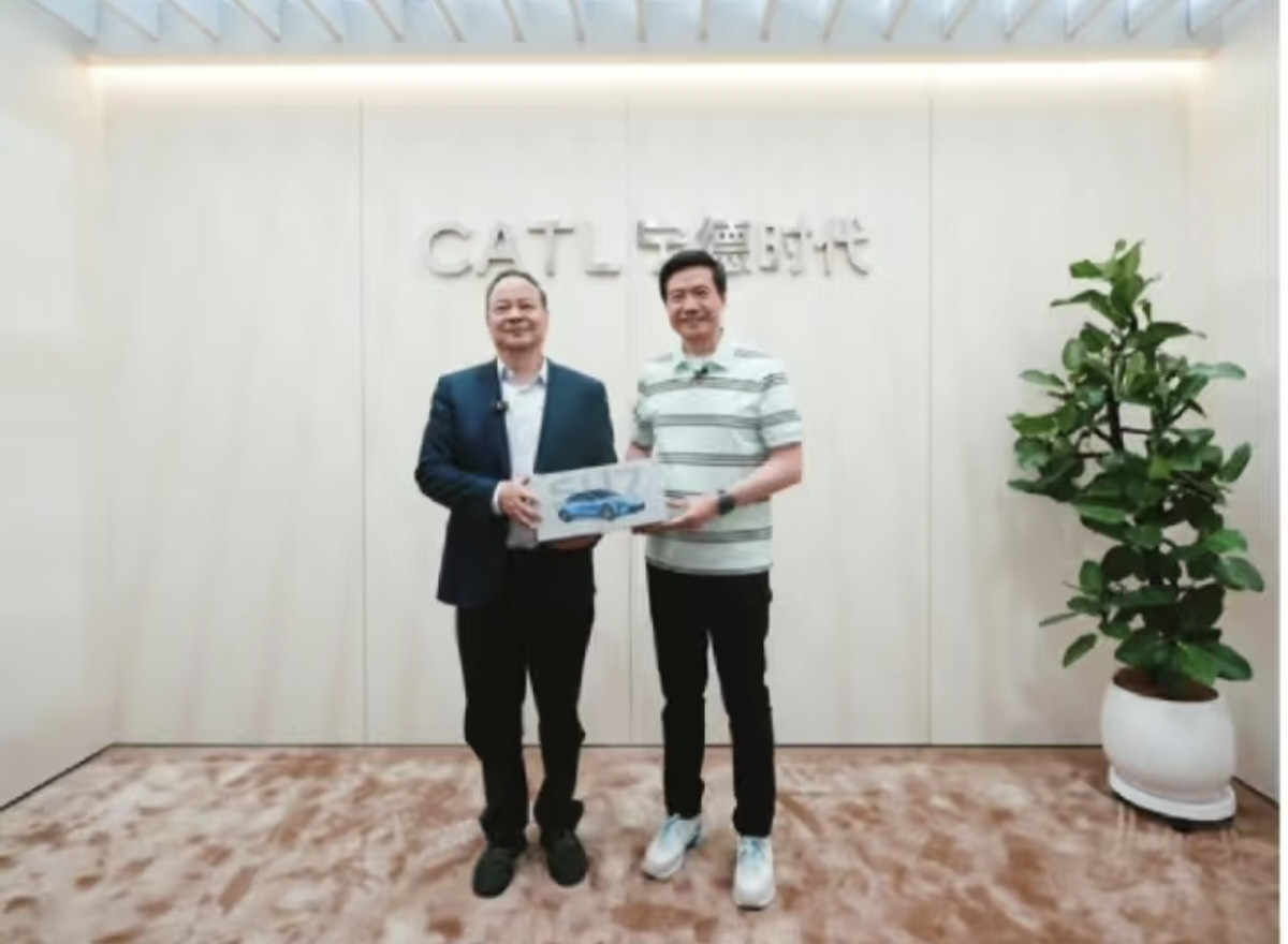 曾毓群，新能源行业最低调的“幕后大佬！”雷军到访宁德时代与曾毓群会面交流时，感慨曾毓群是国内最低调的