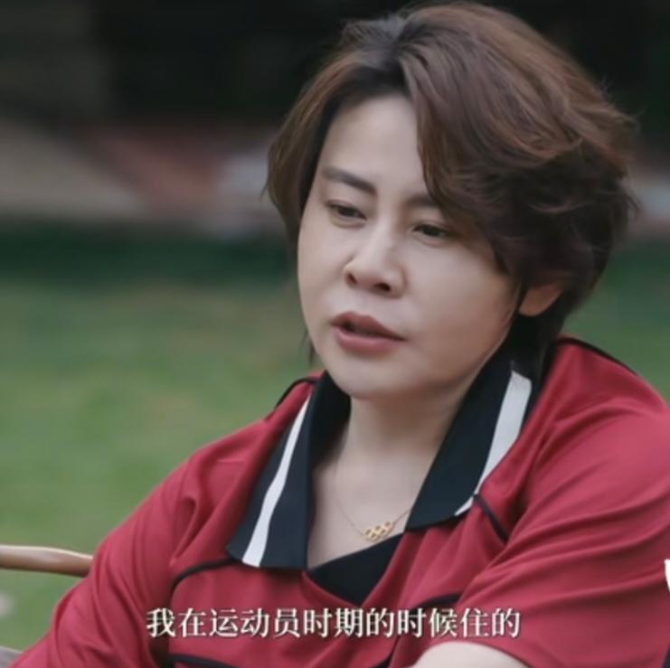王濛自爆当运动员也没浪姐住得艰苦，说:“我在运动员时期的时候，住得也没有这么艰苦