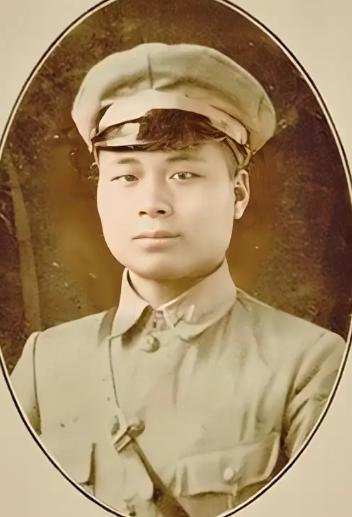 1959年，51岁的邱行湘刚获特赦，还是光棍一个，这个曾经叱咤战场的国民党将军，