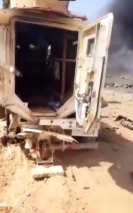 在马里一望无际的荒漠深处，一支俄军小分队在深夜栽了大跟头。火光冲天。一辆咱们国