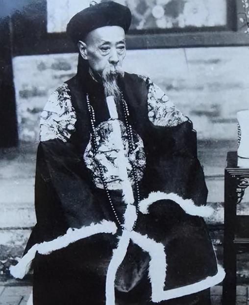 清朝第一贪官竟然不是和珅！而是这个王爷！大清还没亡的时候，就把712.5万英镑