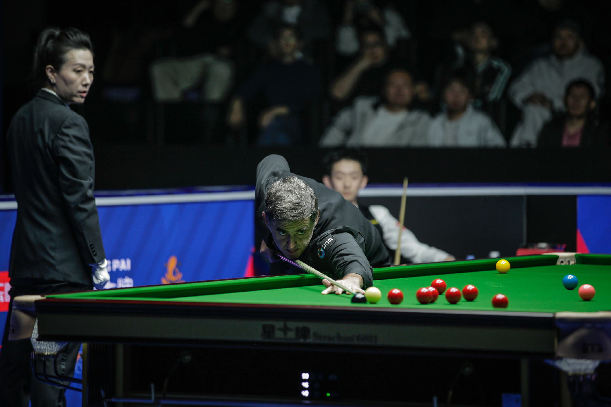 #奥沙利文乌努争冠#随着2026斯诺克世界公开赛半决赛结束，奥沙利文与乌努的冠