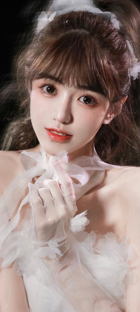 表哥告诉我，他摆地摊一年可以赚12万，我很羡慕，于是进了8000块钱的货，每天起