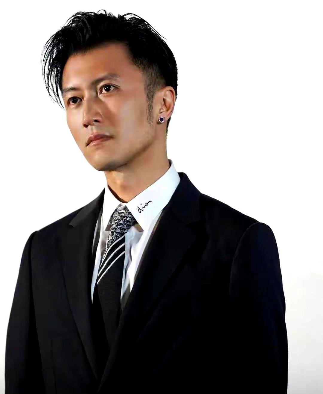这波生日祝福有点出乎意料。给46岁谢霆锋送上最暖祝福的，既不是前妻张柏芝，也不
