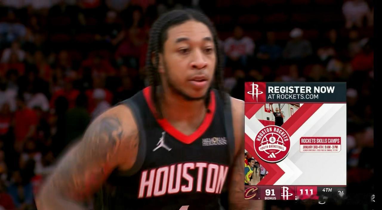 我强烈呼吁火箭主帅乌度卡重用小将戴维森！在今天火箭主场以117：100大胜骑士的