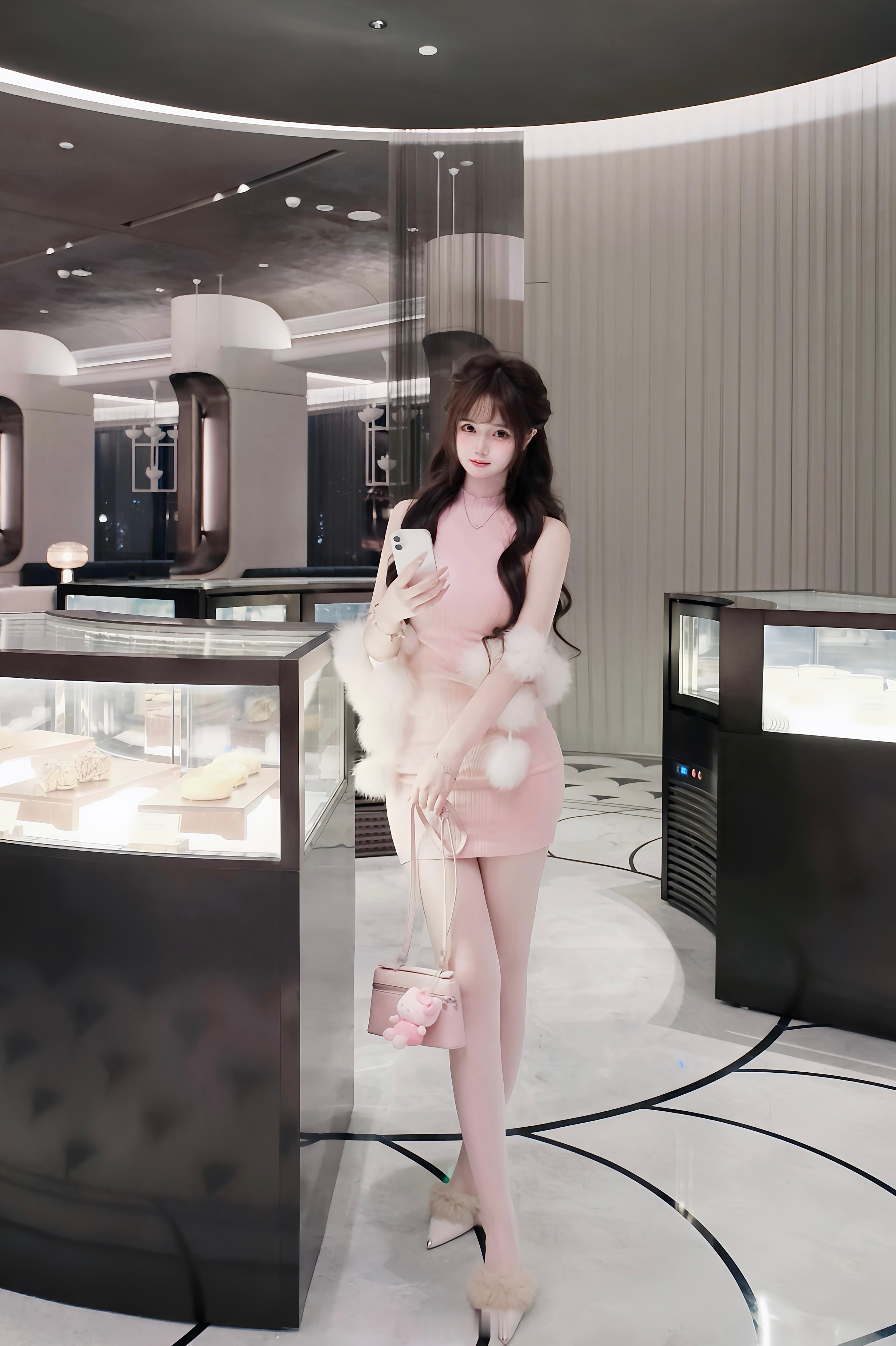 我原地转了一圈居然变成了甜甜圈(｡•﹃•｡)