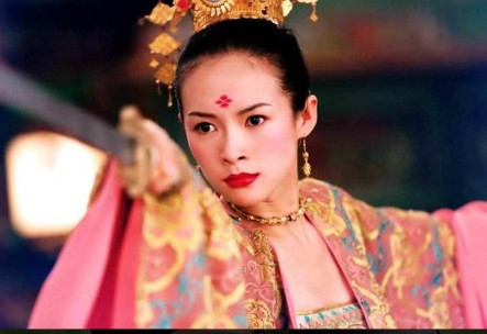 2004年，《十面埋伏》上映时，豆瓣只有5.5分，因为少了她，注定了这是一部有缺