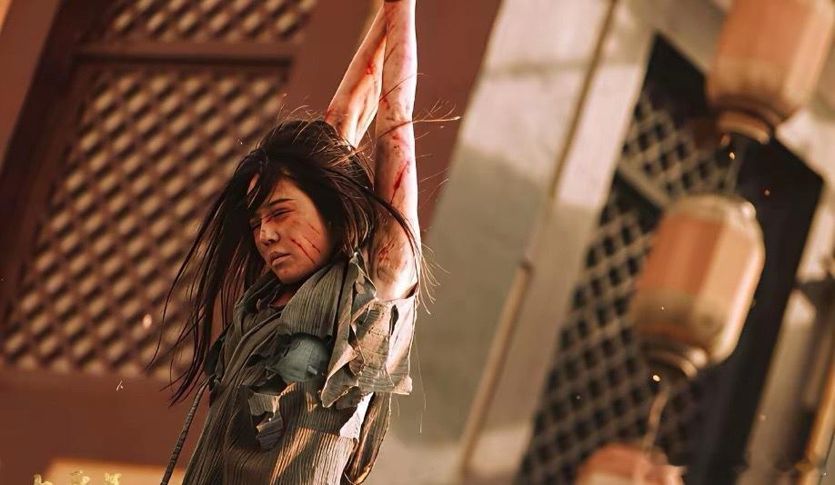 《太平年》楚国夫人丁氏太可怜了。生前，别的妃子都躲起来自保，她却敢出去帮扶那些老