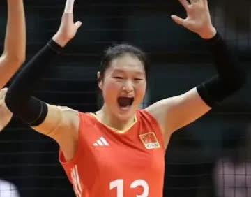 🔴是金子总会发光🔴来自江苏的中国U21女排副攻李涵宇，在队里一直占据一个