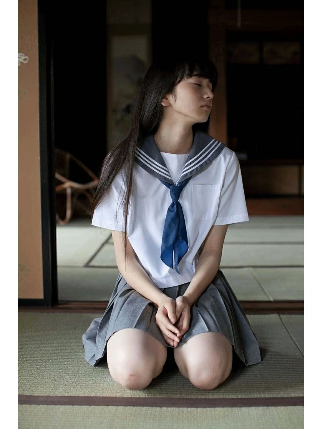 日娱新闻小松菜奈小松菜奈写真集《PROTOSTAR》part1
