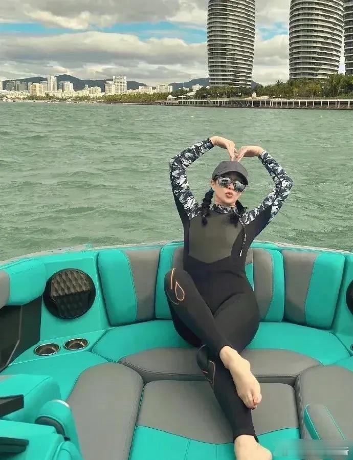 钟丽缇168cm的大块头，一般男人征服不了她吧？