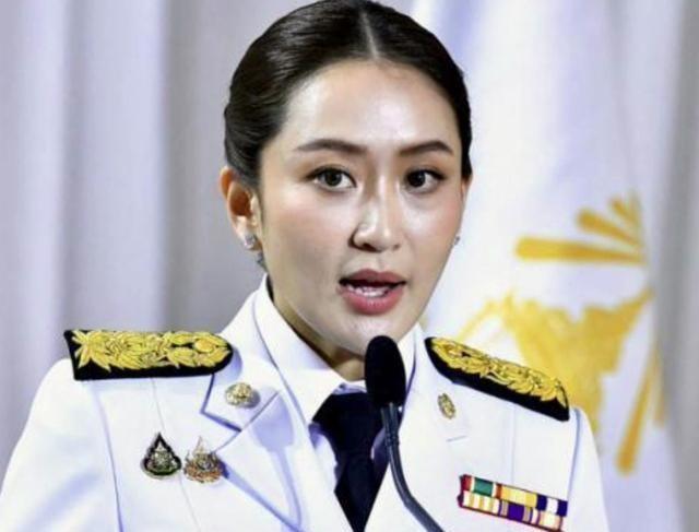 佩通坦没想到！ 阿努廷任泰国新总理后，在中方国庆节来临之际，公开场合给中方送