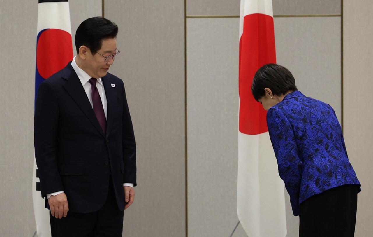 高市早苗请求加强军事合作，李在明反将一军：日本必须先道歉 韩国总统李在明，果