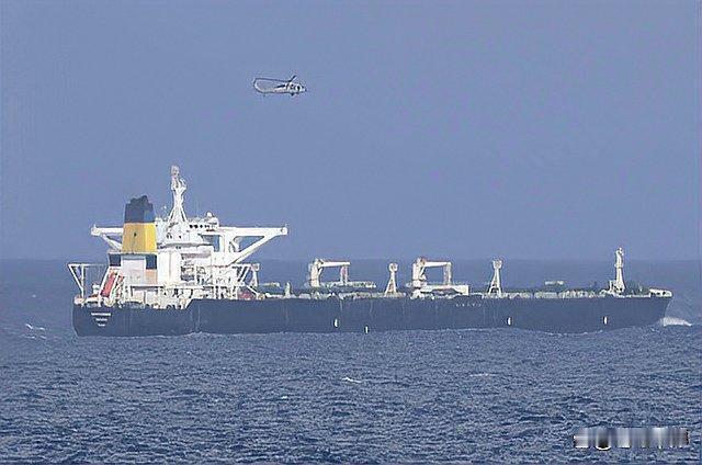 美国扣中国油轮耍横，60天就紧急停手，这脸打得太响！2025年12月，美国