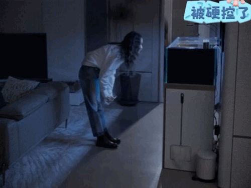 一个镜头告诉你，倪妮的腿有多长！女人如何穿出含蓄的性感?牛仔裤倪妮